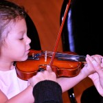 children-playing-violin